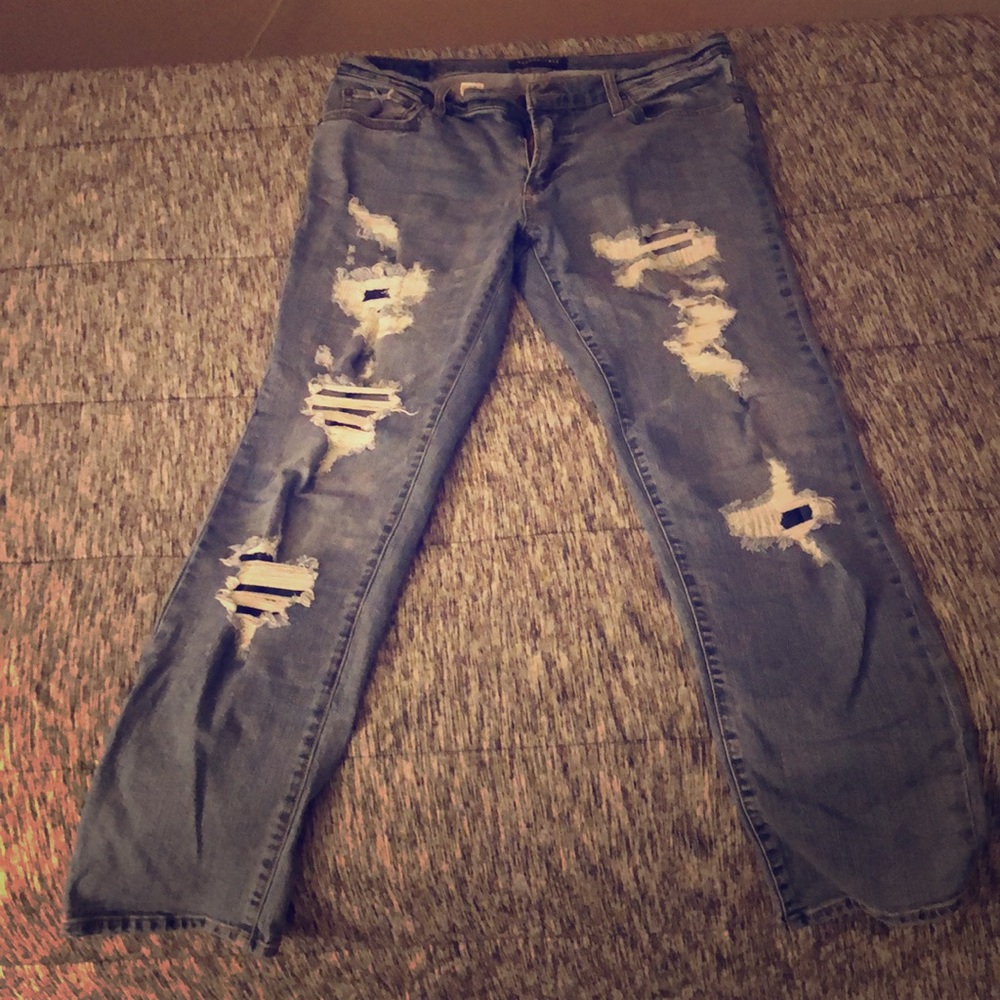 Men’s 34 x 32 ripped jeans